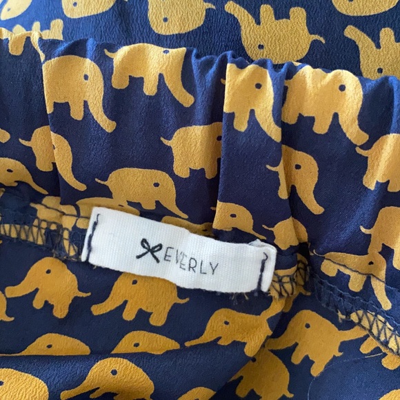 🎉SOLD LOCALLY🎉 Everly skirt with elephants Medium - Picture 3 of 5